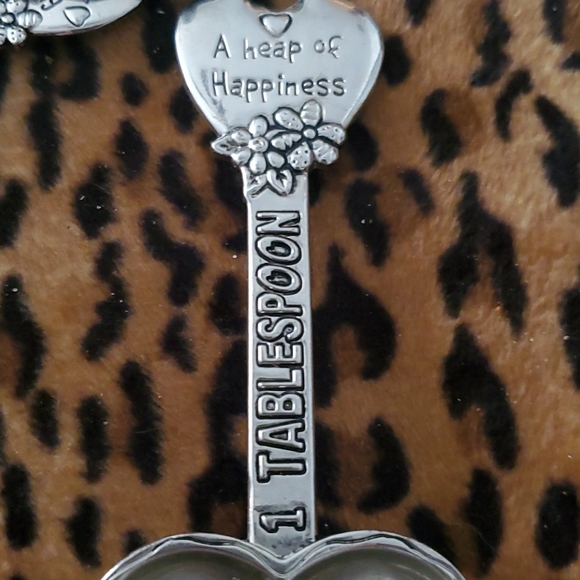 Vintage Measuring Spoon Set Of 4 - Picture 2 of 8